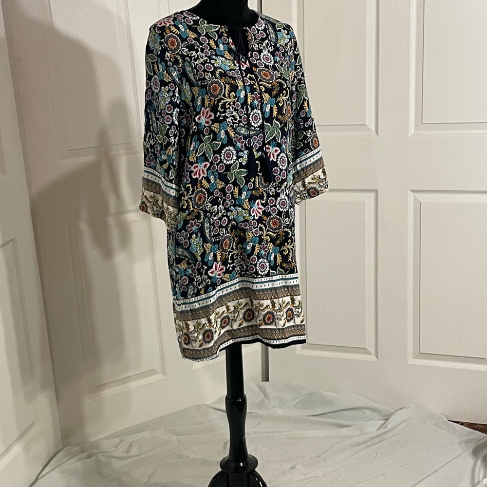 Patterned shift dress size small